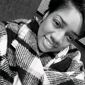 Meet your Posher, Lynda